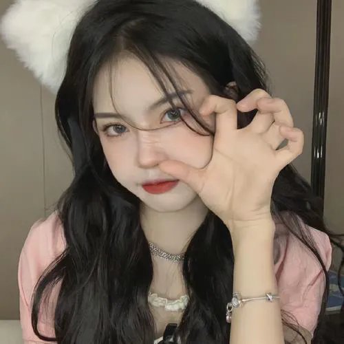 女猫